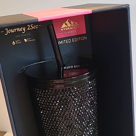 Hydrapeak Limited Edition Black Tumbler - Picture 3 of 4